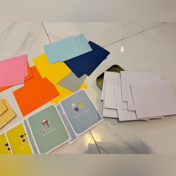 Archer and Olive Colorful Card Set with Tin Box - Picture 4 of 8